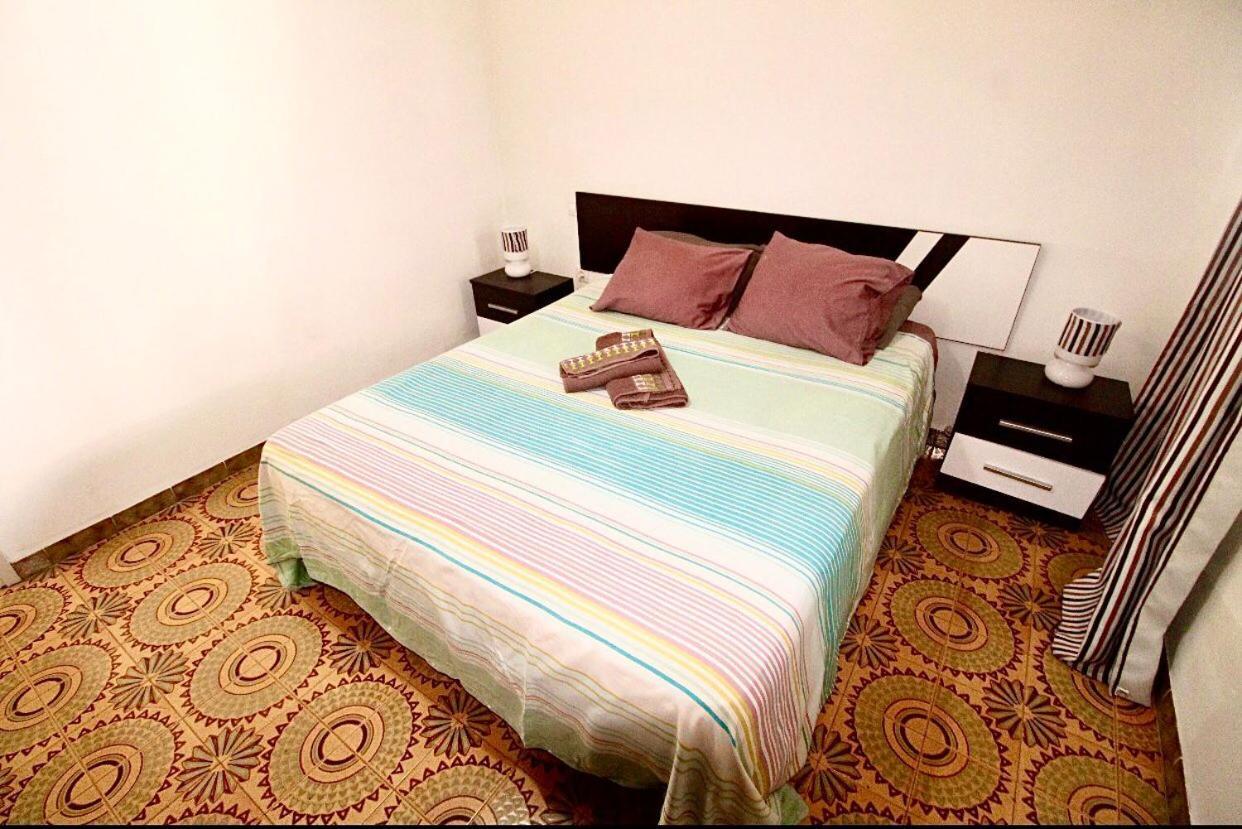 بويرتو ذيل كارمين Playa Chica Apartment المظهر الخارجي الصورة