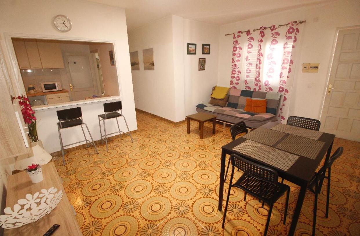 بويرتو ذيل كارمين Playa Chica Apartment المظهر الخارجي الصورة